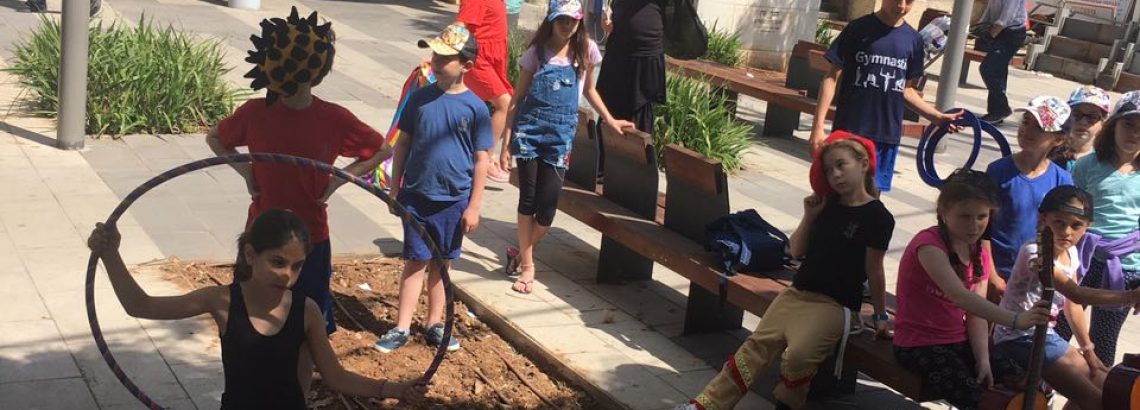 פעילות אומנות הקרקס בשכבה ג’, ד’ – שלי אופנהיימר, ג’2