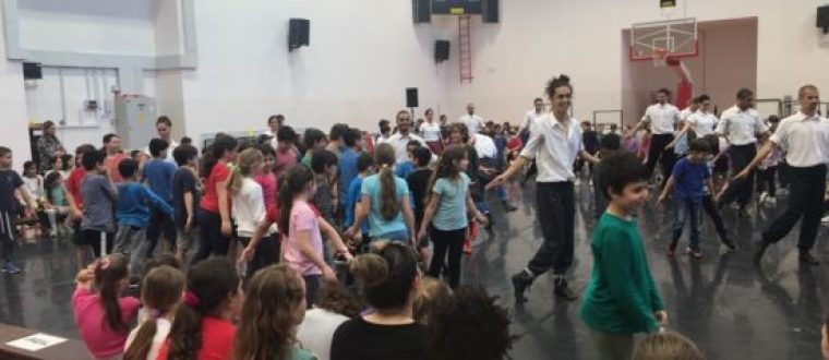 מופע “כמויות”