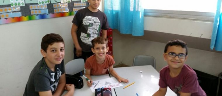 כיתות ו’ חונכות כיתות א’, דנה גולצוב ונגה אובל, כיתה ו’1
