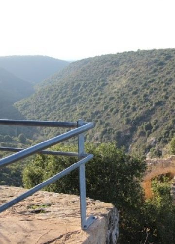 טיול למונפורט – עידו לייטנר