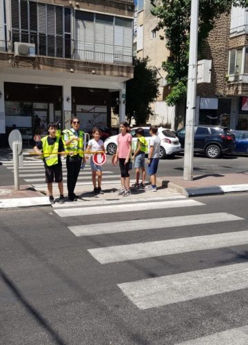 משמרות הזה”ב – איה שוורץ ורותם טון ו’1