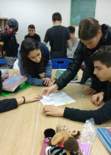 עץ הדובדבן השבור – בהנחיית המורה מיכל רוזנברג