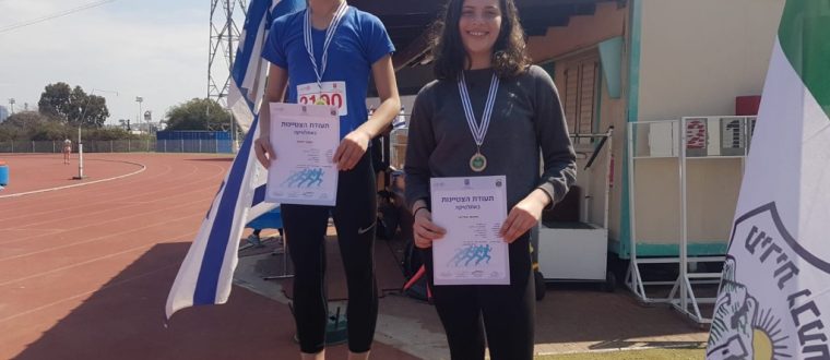 תחרות שנתית באתלטיקה קלה בהנחיית שוקי