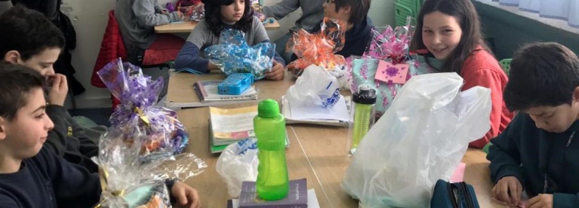 משלוחי מנות בכיתה ה’ – רועי ספורטא ובן ידגר, כיתה ה’1