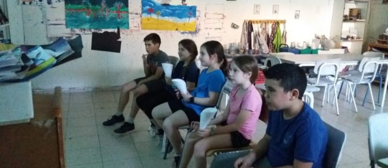 שיעורים פרטניים באומנות – אלה בר, ליהיא שפי, נועם נווה ומקסים דוסקליוק