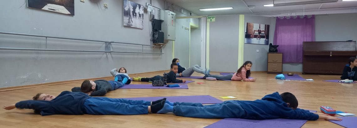 יוגה וגישה חיובית ופתוחה לחיים