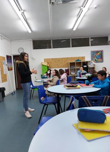אצלנו לומדים גם ערבית מדוברת – גלית, מורה לערבית