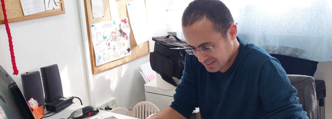 ראיון עם ערן יועץ בית הספר – זיו אברון ויובל כספי, ד’2