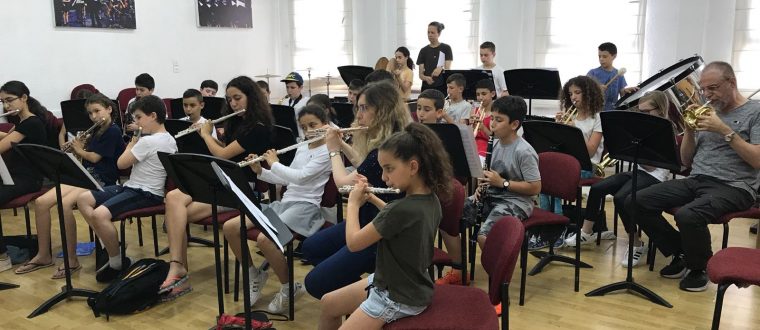 הנגן שלנו בתזמורת – יאיר אסיא, ד’2