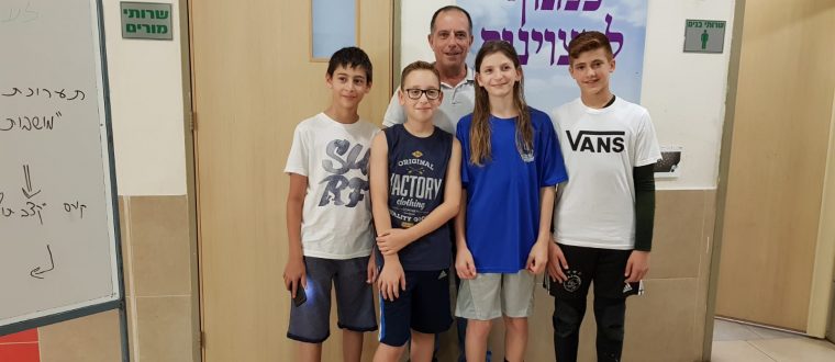 ילדי סחל”ב באירוע סיום שנה במרכז למצוינות.